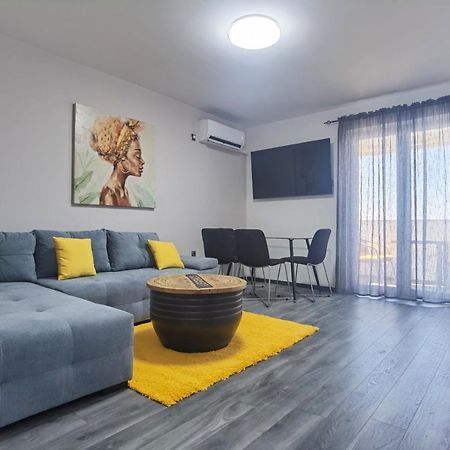 Apartment Pek Криквеница Екстериор снимка