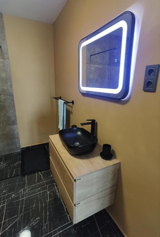 Apartment Pek Криквеница Екстериор снимка