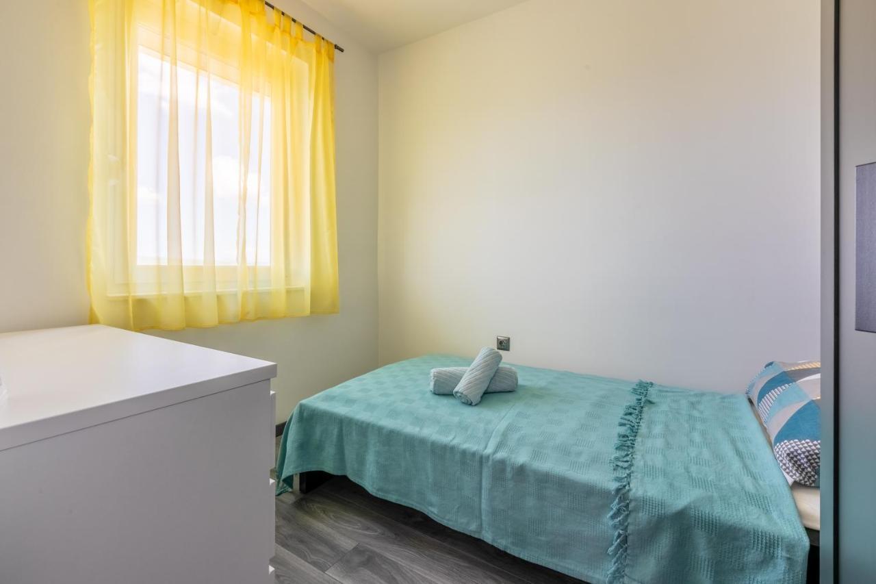 Apartment Pek Криквеница Екстериор снимка