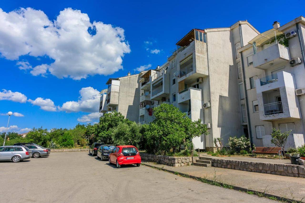 Apartment Pek Криквеница Екстериор снимка